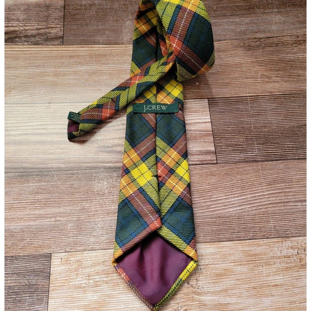 VTG J. CREW 100% Wool Hand Made Multicolor Plaid Tie 3.5